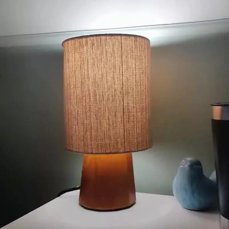 Abajur de Mesa Minimalista Cúpula de Linho - Casas Gael