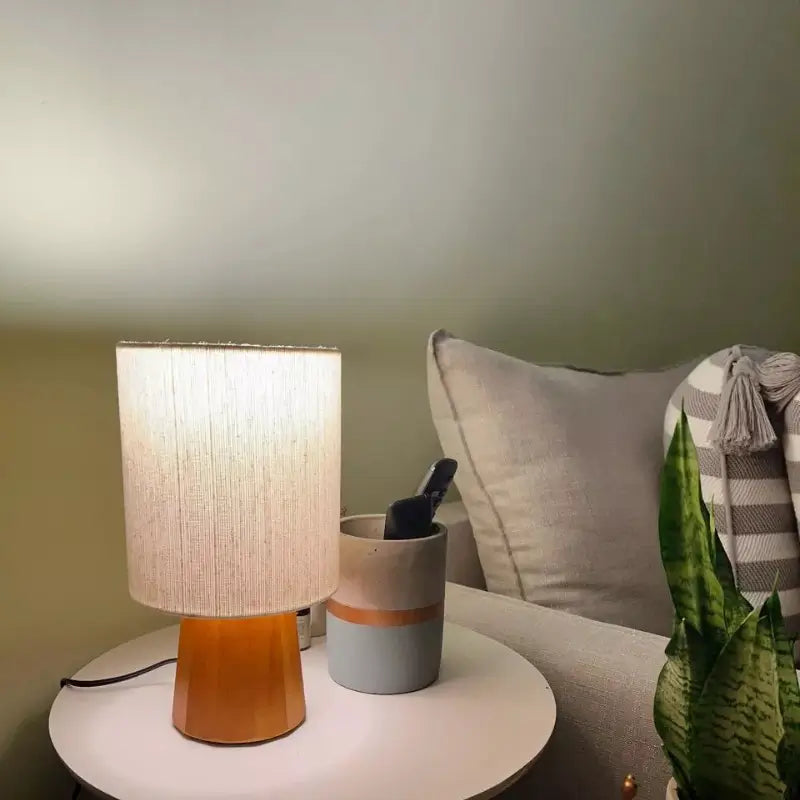 Abajur de Mesa Minimalista Cúpula de Linho - Casas Gael