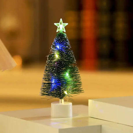 Enfeite de Natal Mini Árvore com LED - Casas Gael