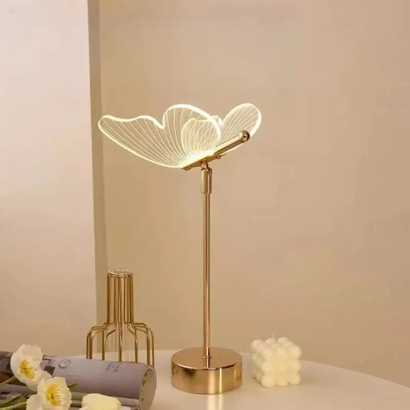 Luminária de Mesa Decorativa Borboleta Nórdica 3 Tons de Luz - Casas Gael
