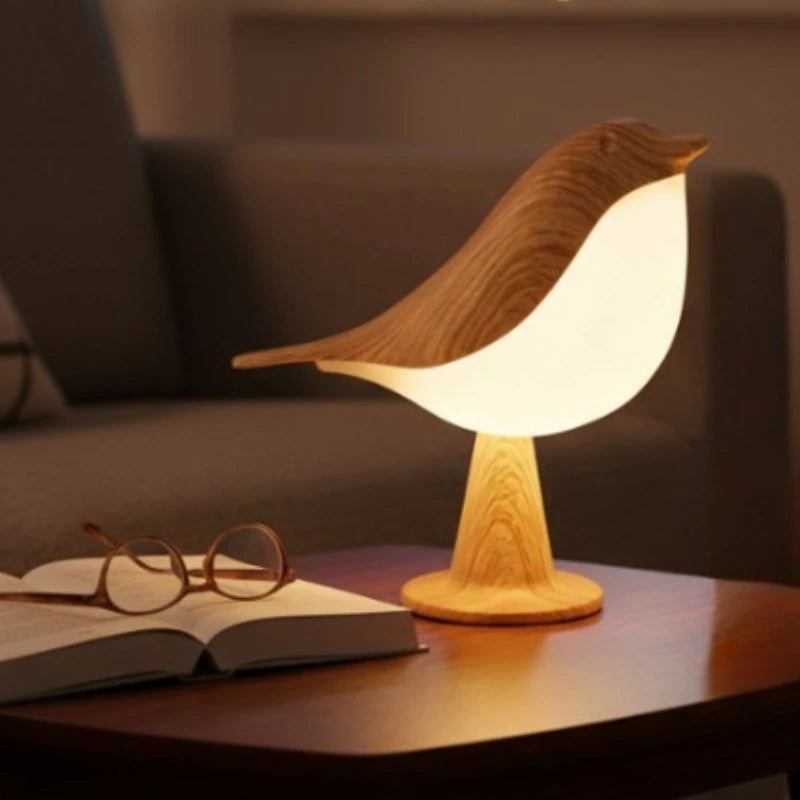 Luminária de Mesa Decorativa Pássaro LED 3 Tons de Luz - Casas Gael
