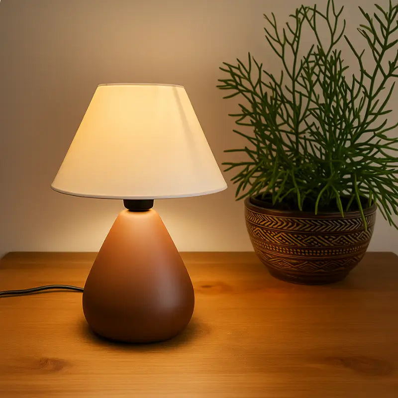 Abajur de Mesa em Cerâmica e Tecido Bivolt