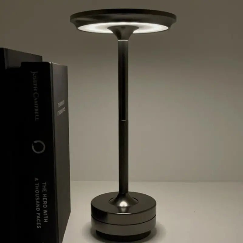 Luminária de Mesa Sem Fio