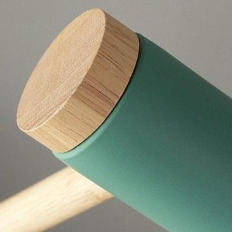 Luminária de Mesa Articulada Acabamento em Madeira - Casas Gael