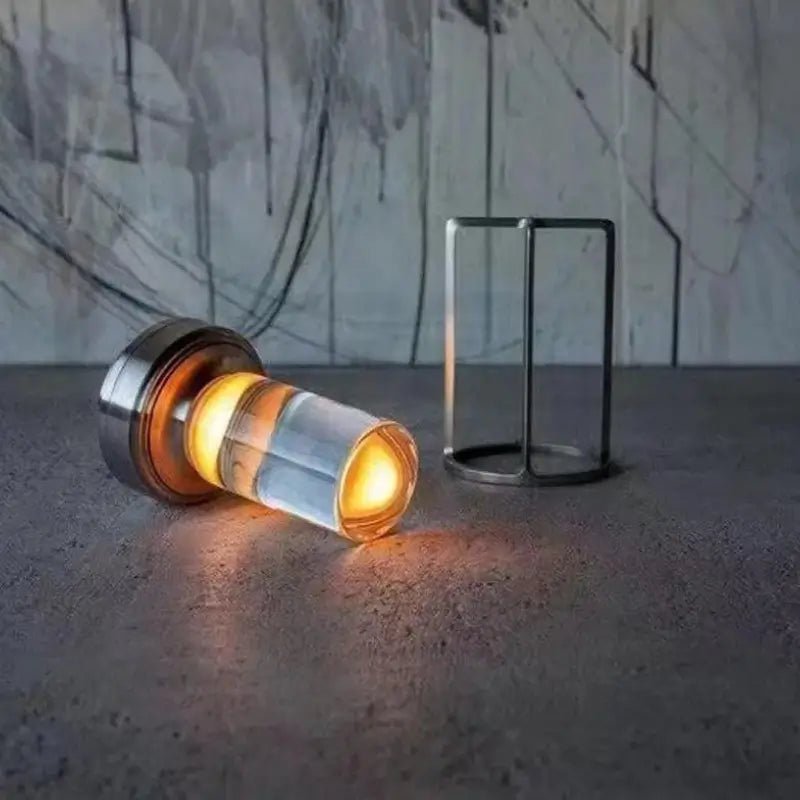 Luminária de Mesa Decorativa em Metal LED Dimerizável - Casas Gael