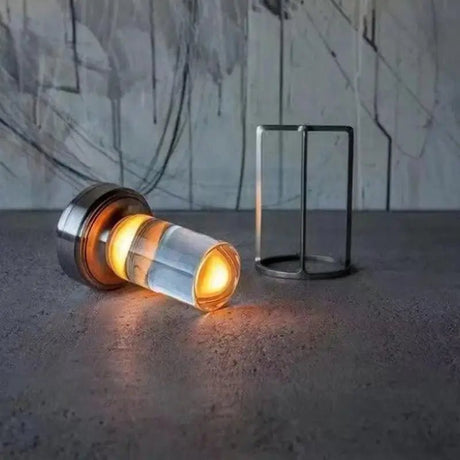 Luminária de Mesa Decorativa em Metal LED Dimerizável - Casas Gael