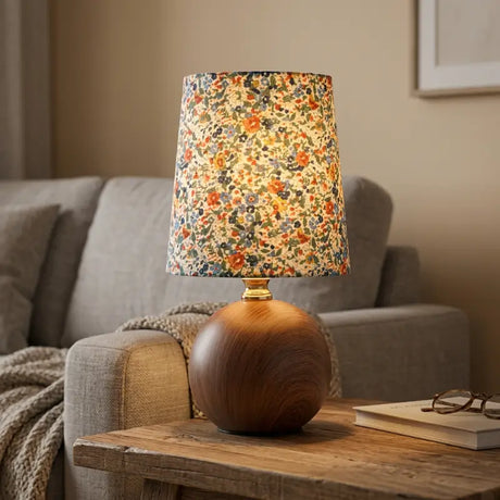 Abajur de Mesa Cúpula de Tecido Floral Clássico - Casas Gael