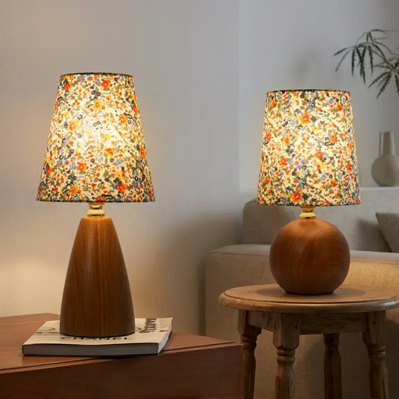 Abajur de Mesa Cúpula de Tecido Floral Clássico - Casas Gael