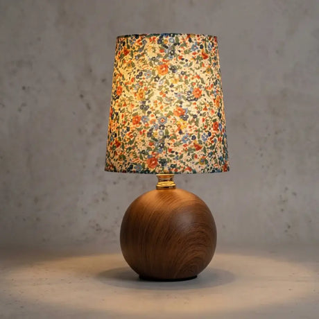 Abajur de Mesa Cúpula de Tecido Floral Clássico - Casas Gael