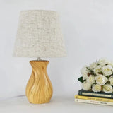 Abajur de Mesa em Cerâmica Efeito Madeira  - Casas Gael