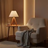 Abajur de Mesa em Madeira Tripé para Quarto - Casas Gael