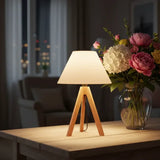 Abajur de Mesa em Madeira Tripé para Quarto - Casas Gael