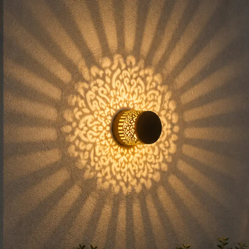 Arandela Solar LED Mandala Luz Quente IP65 para Jardim - Casas Gael