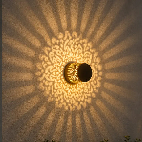 Arandela Solar LED Mandala Luz Quente IP65 para Jardim - Casas Gael
