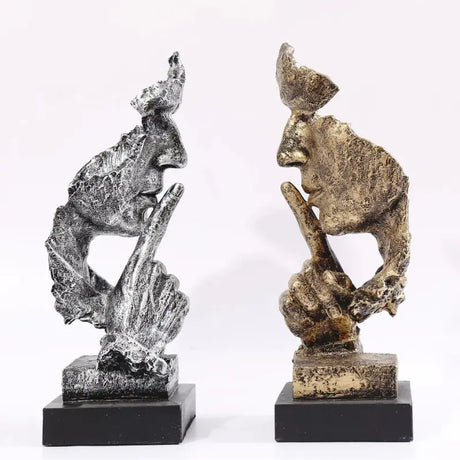 Estatueta Decorativa Moderna Em Resina