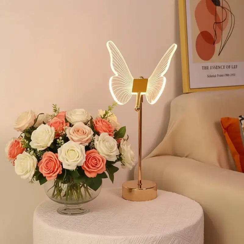 Luminária de Mesa Decorativa Borboleta Nórdica 3 Tons de Luz - Casas Gael