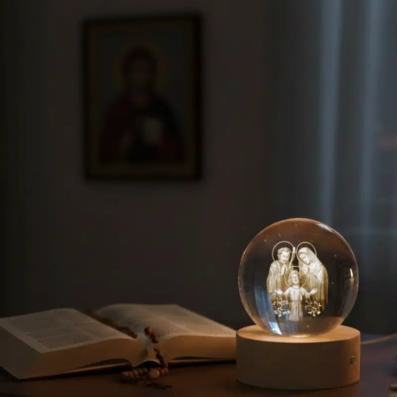 Luminária de Mesa Decorativa LED 3D Sagrada Família USB - Casas Gael