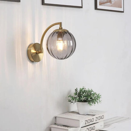 Arandela de Parede Dourada Metal e Vidro