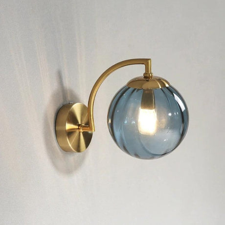 Arandela de Parede Dourada Metal e Vidro Nórdica - Casas Gael