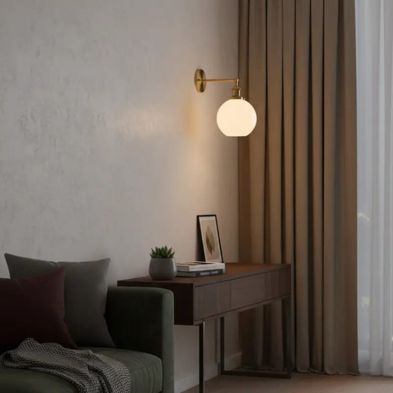 Arandela Industrial Dourada Metal e Vidro - Casas Gael