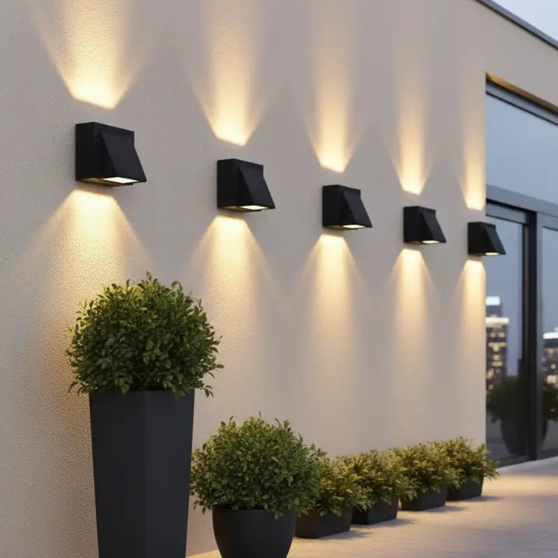 Luminária Área Externa Preta em Alumínio 5W - Casas Gael