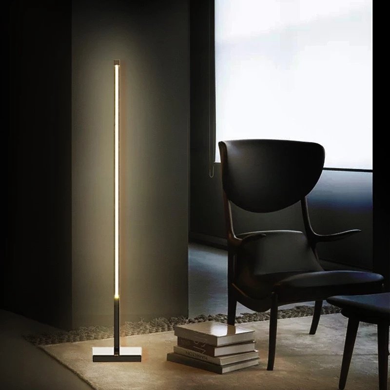 Luminária de Chão Minimalista com Controle Remoto e Temporizador - Casas Gael